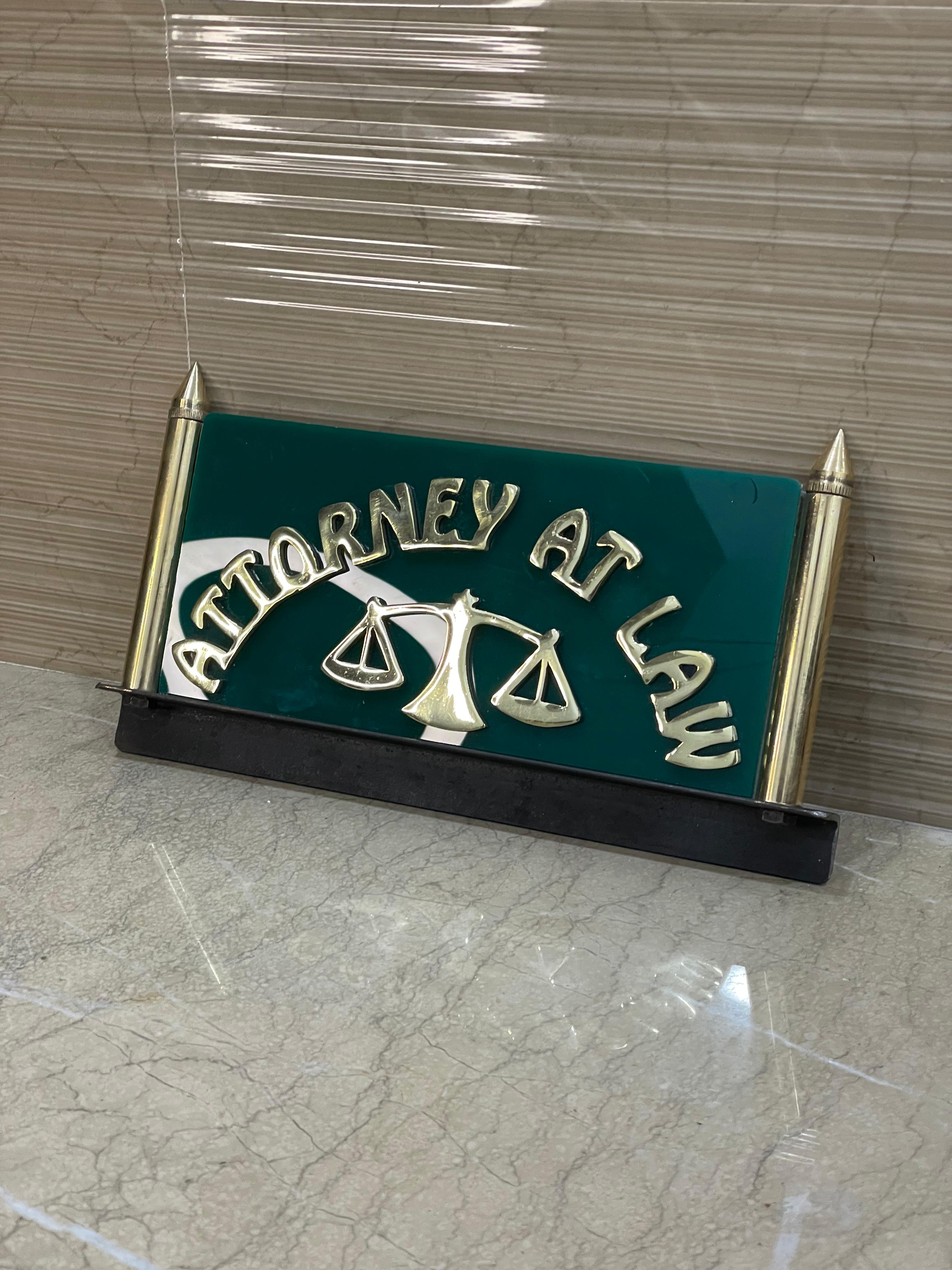 Government Plates 🏛️⚖️